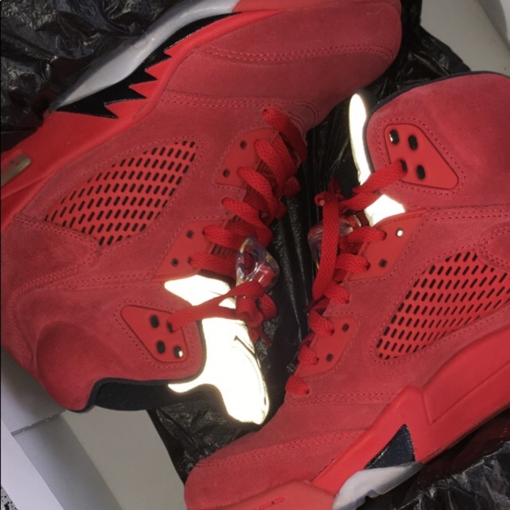 Fire Red Jordan 5